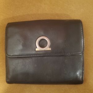 Salvatore ferragamo wallet